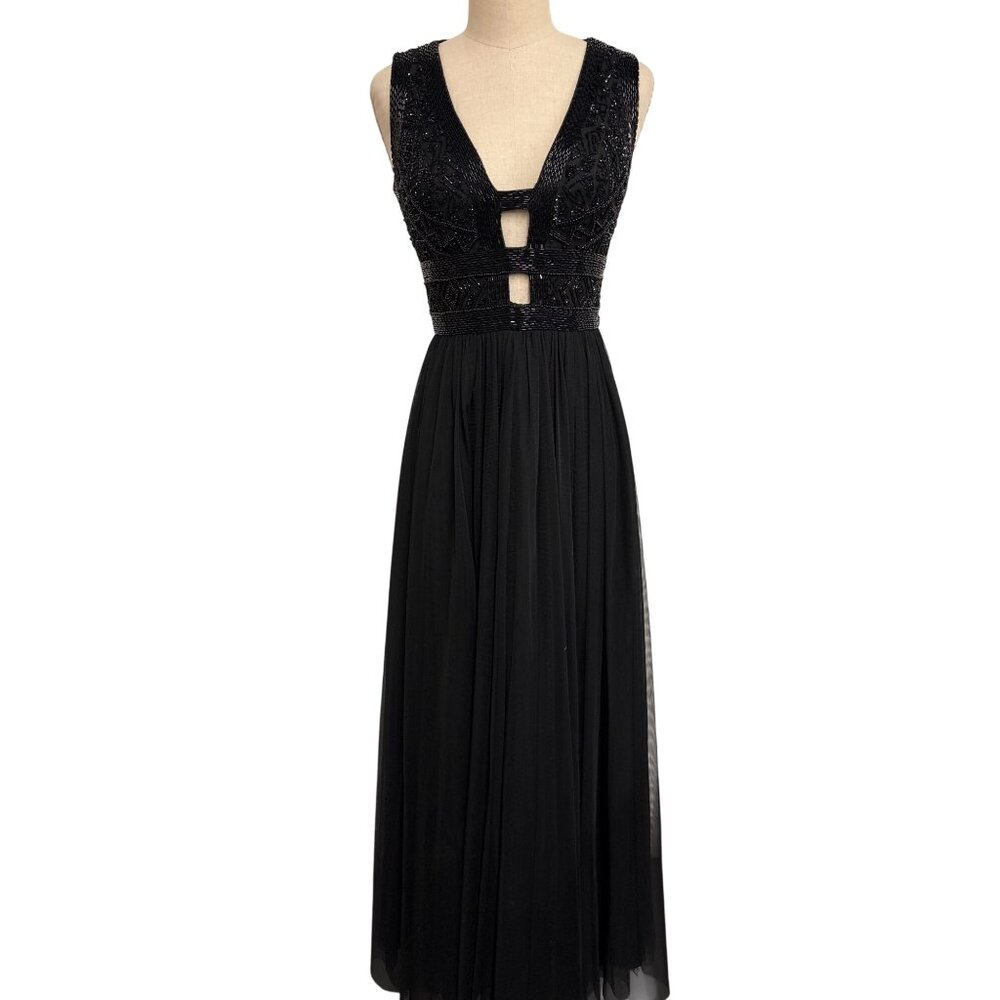 Basix Black Label Beaded Top Sleeveless Black Gown With Cutout Details Size 2